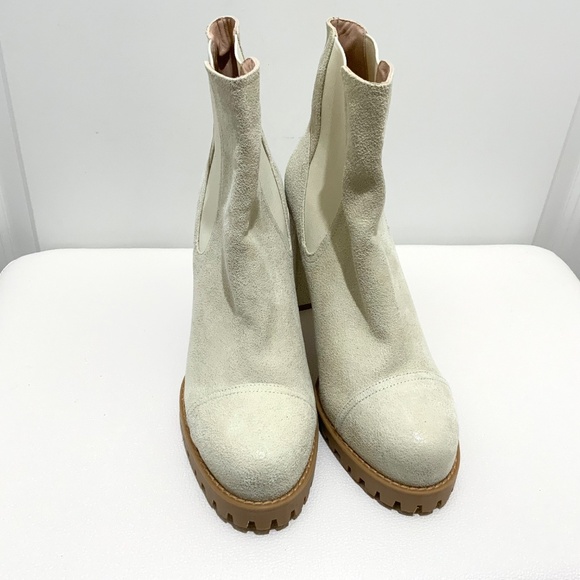 Stuart Weitzman Beige Leather Goring Lug Sole Wenda Almond Toe Block Heel Bootie - Picture 7 of 12
